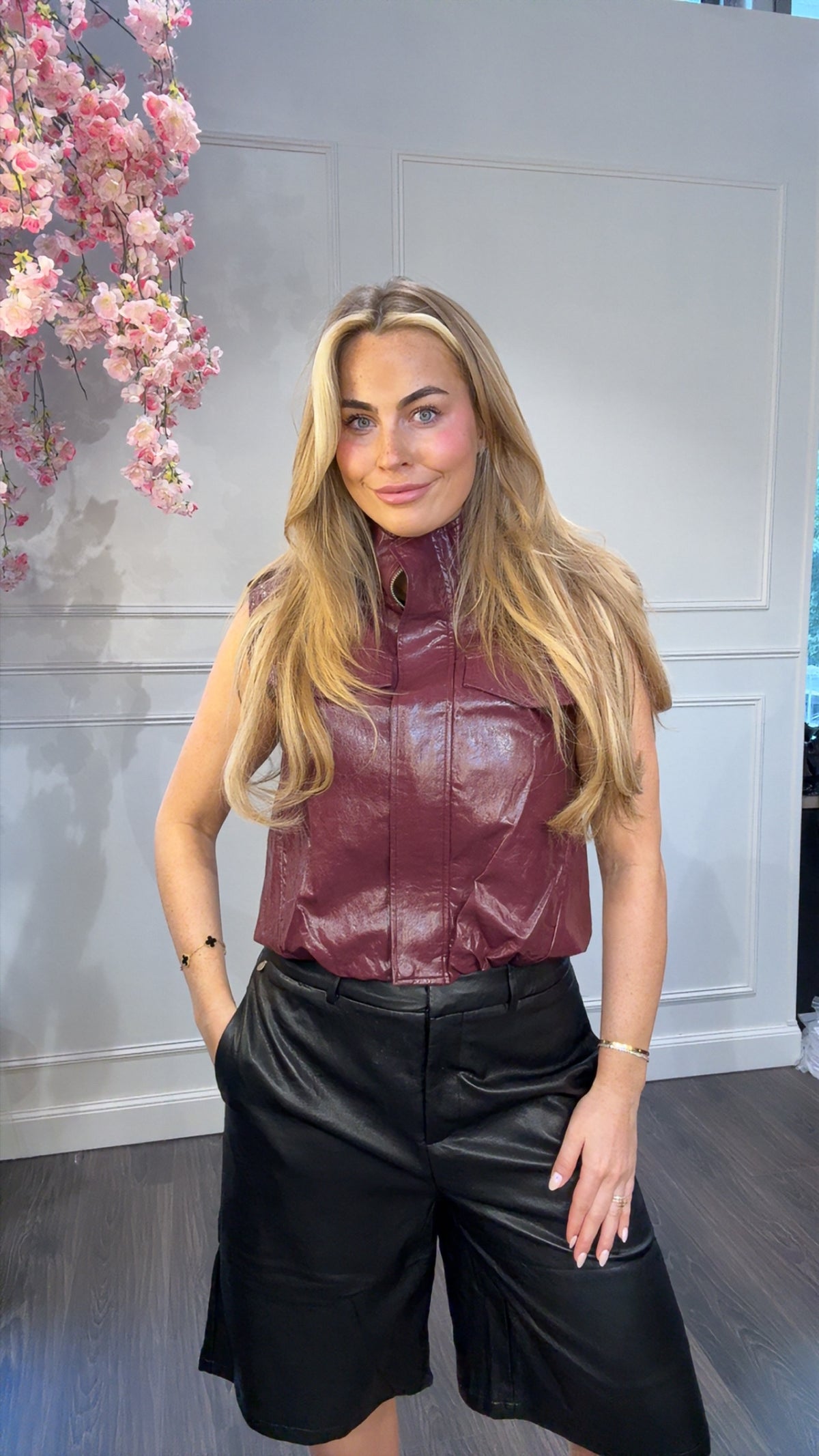 Spencer Laklook Bordeaux Ambika