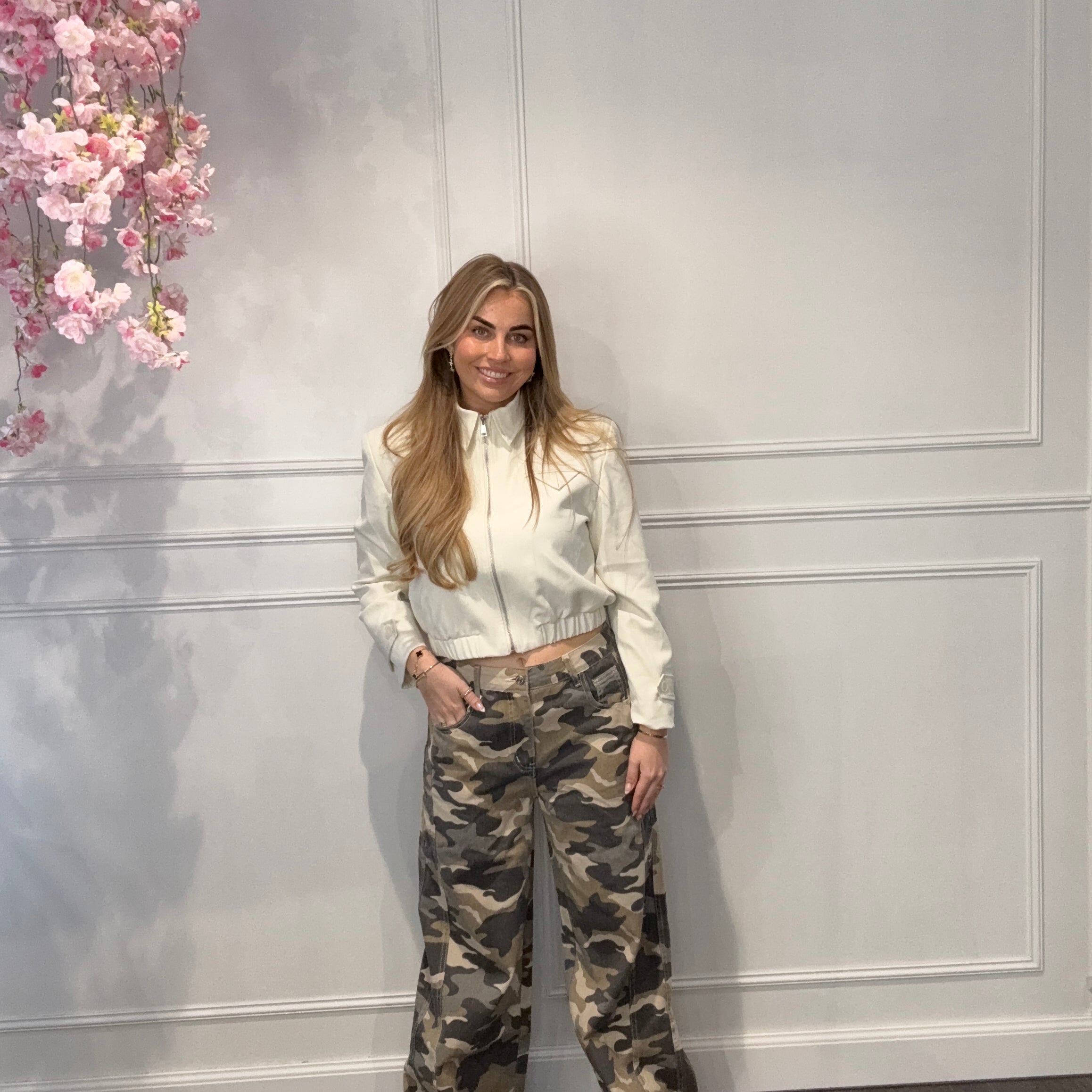 Queen Hearts Jeans Army