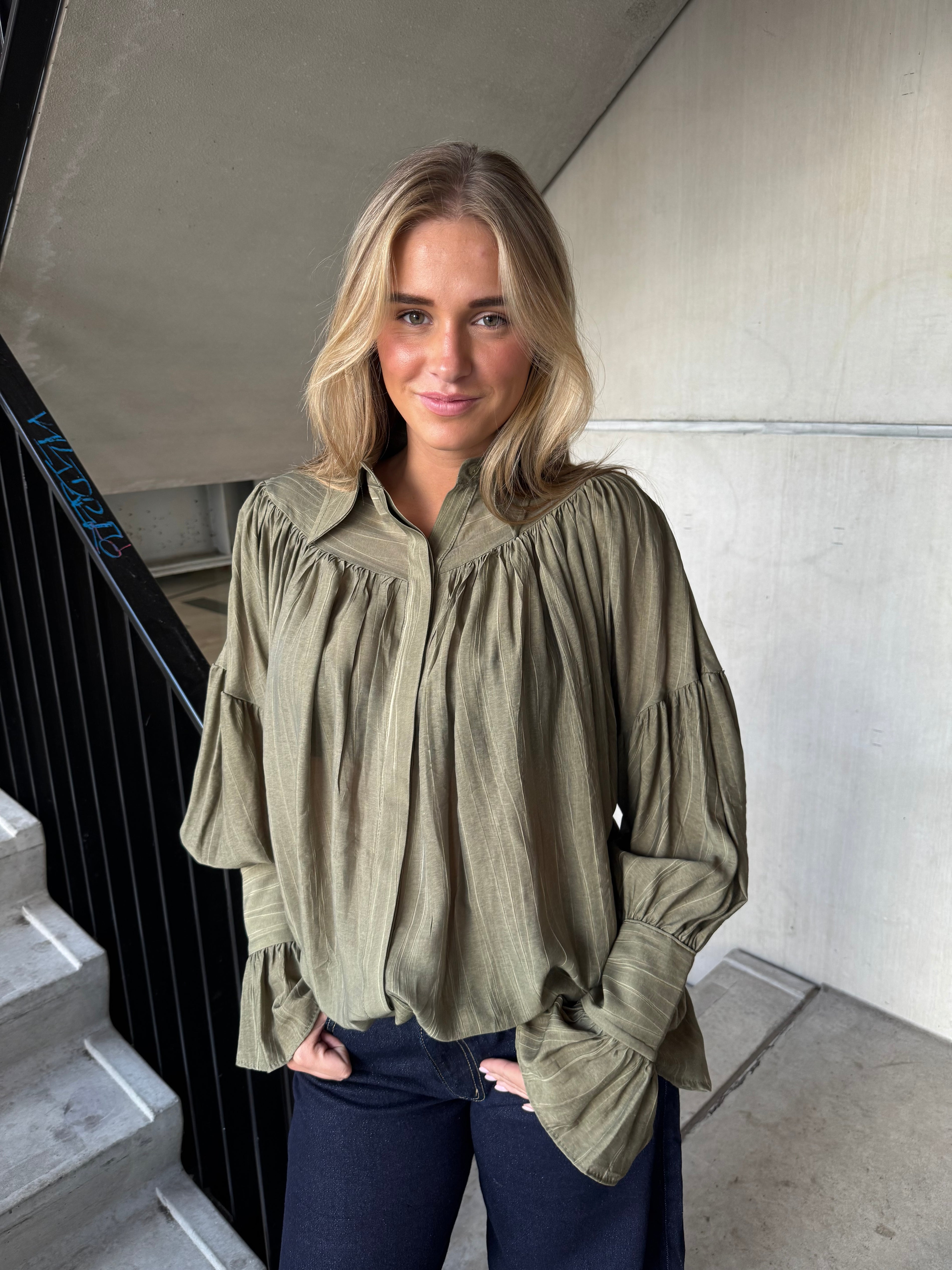 Blouse met Plooien en Mouwdetails Groen