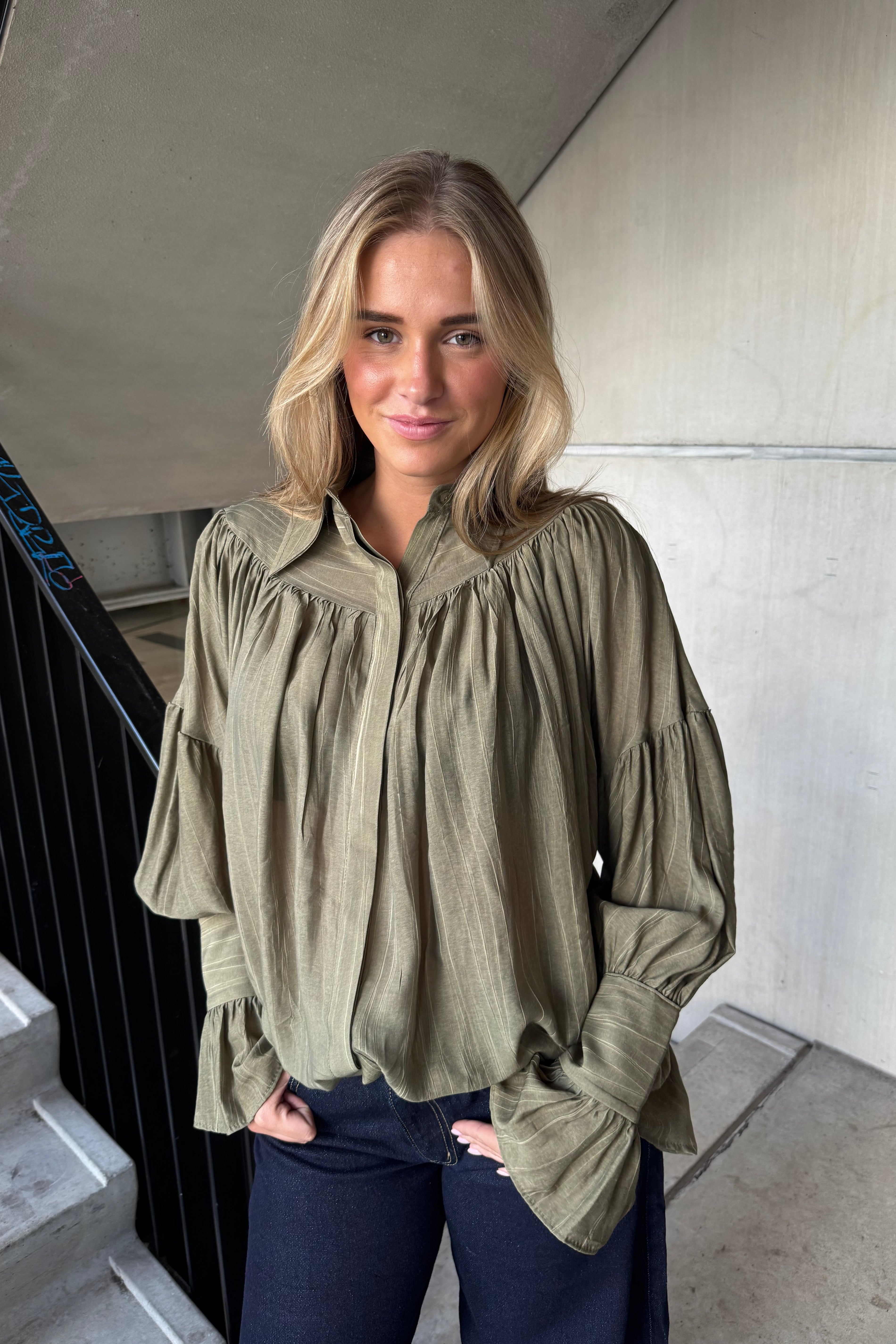 Blouse met Plooien en Mouwdetails Groen