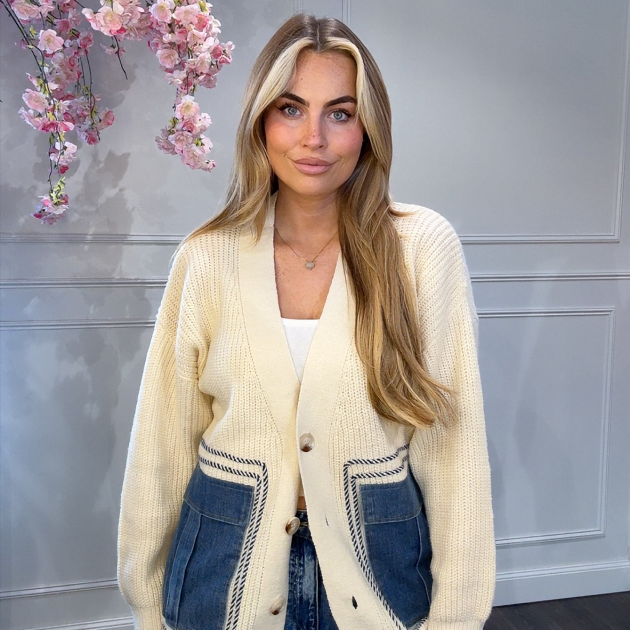 Vest Room Met Jeans