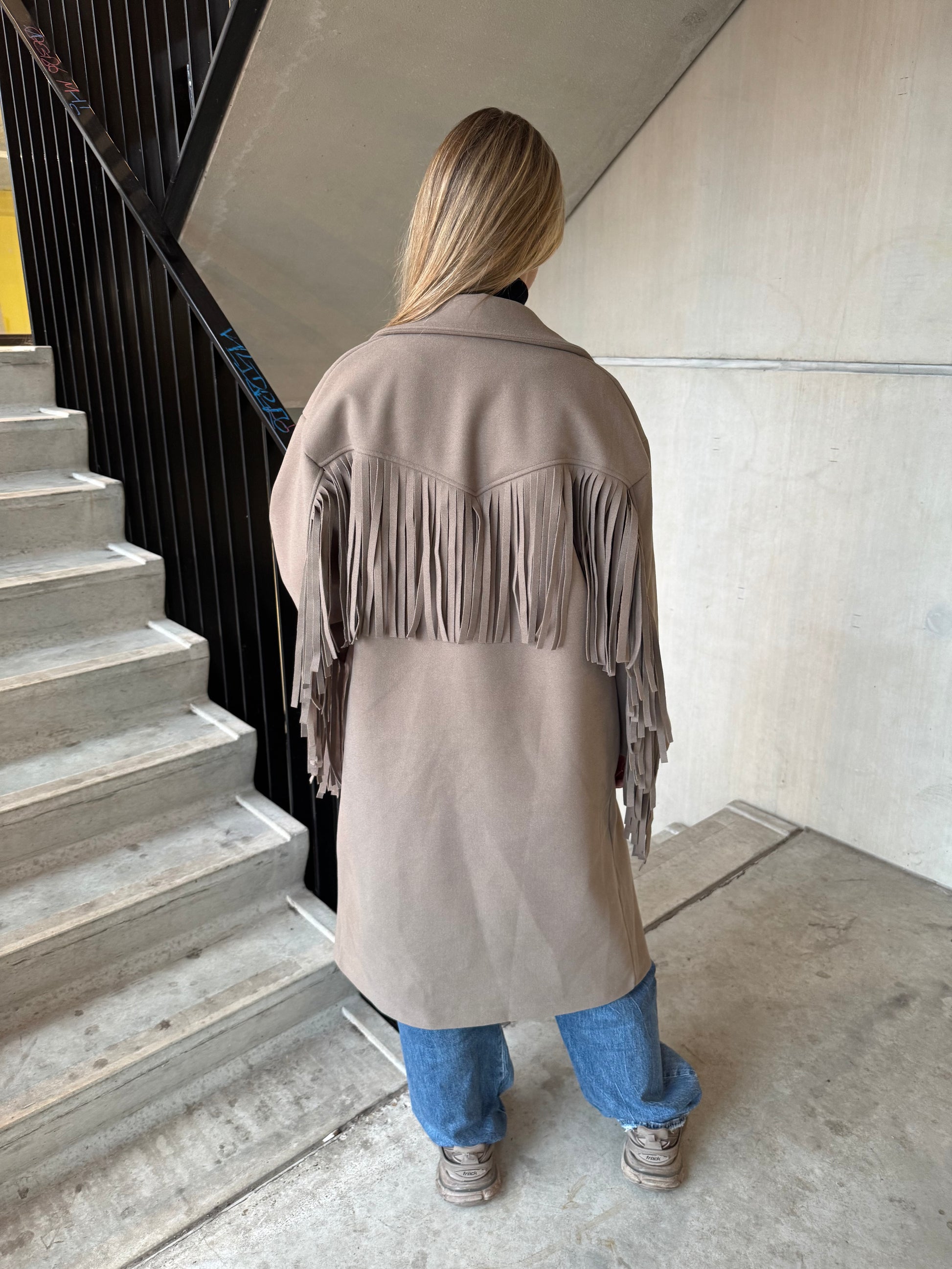 Jas Fringe Revival Taupe