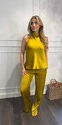 Ambika 2 Delige Silky Set Okergeel