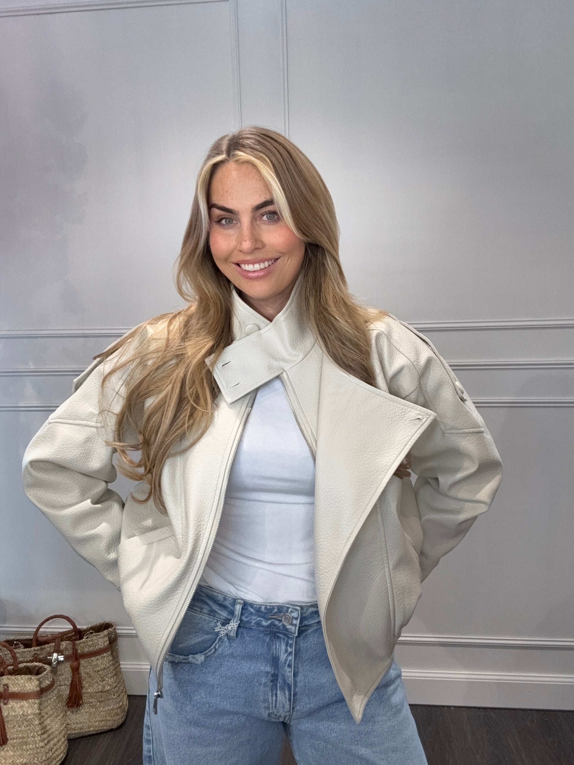 Jasje  Ambika Vegan Leer Beige