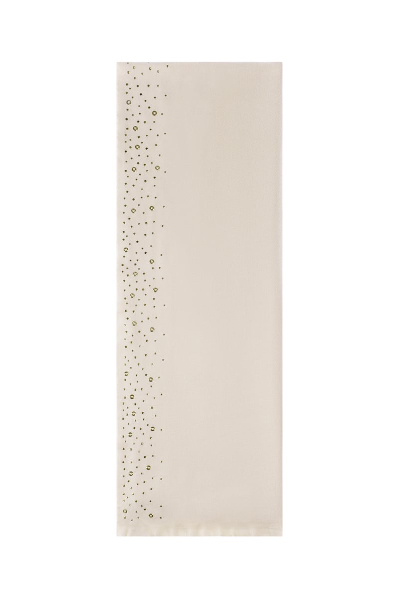 Winter scarf with stones