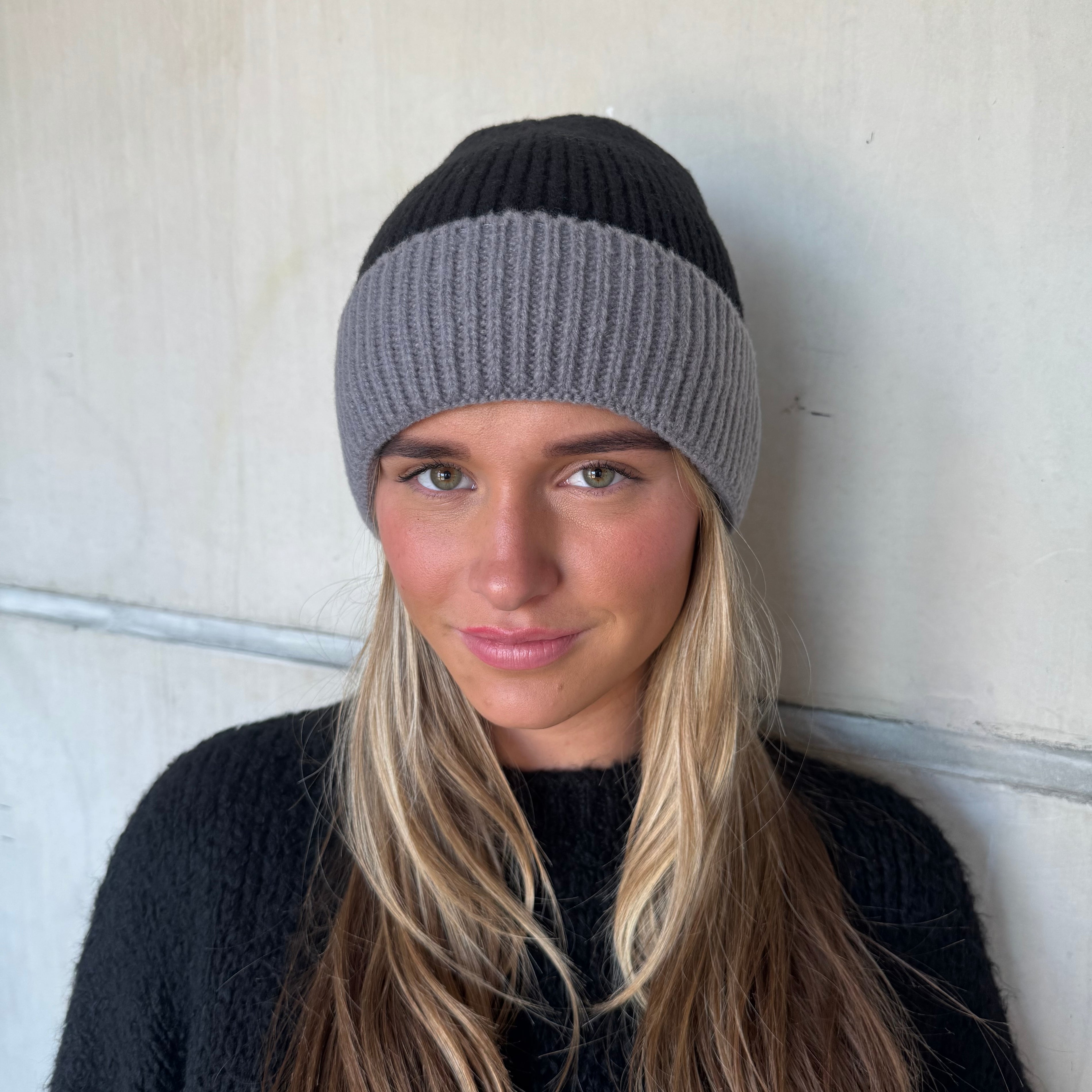 Beanie Duo Tone Grijs-Zwart