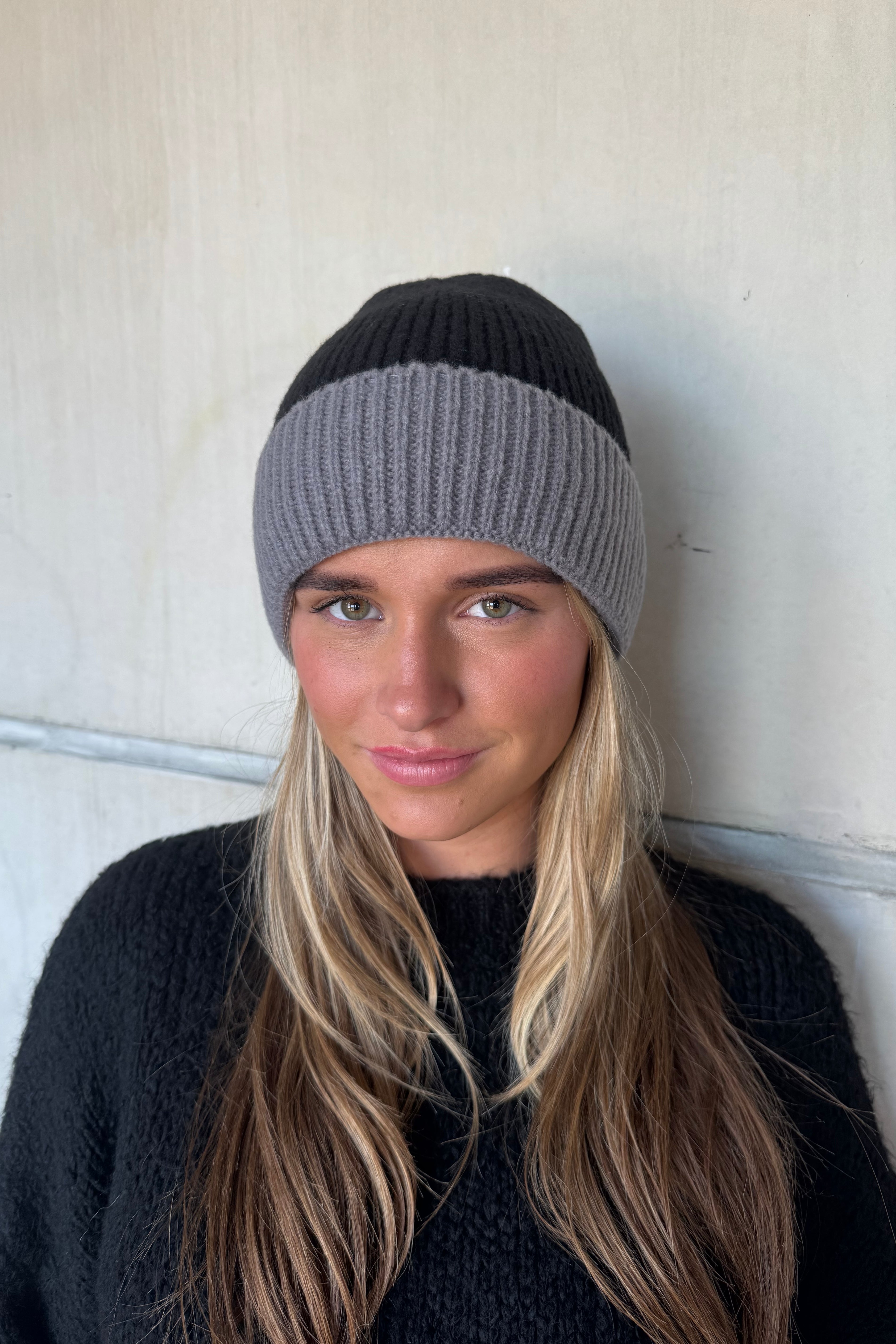 Beanie Duo Tone Grijs-Zwart