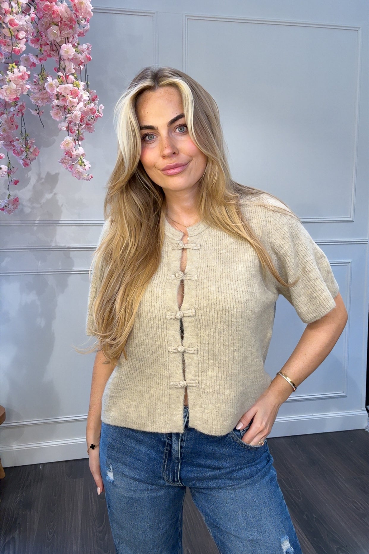 Vest Beige Ambika