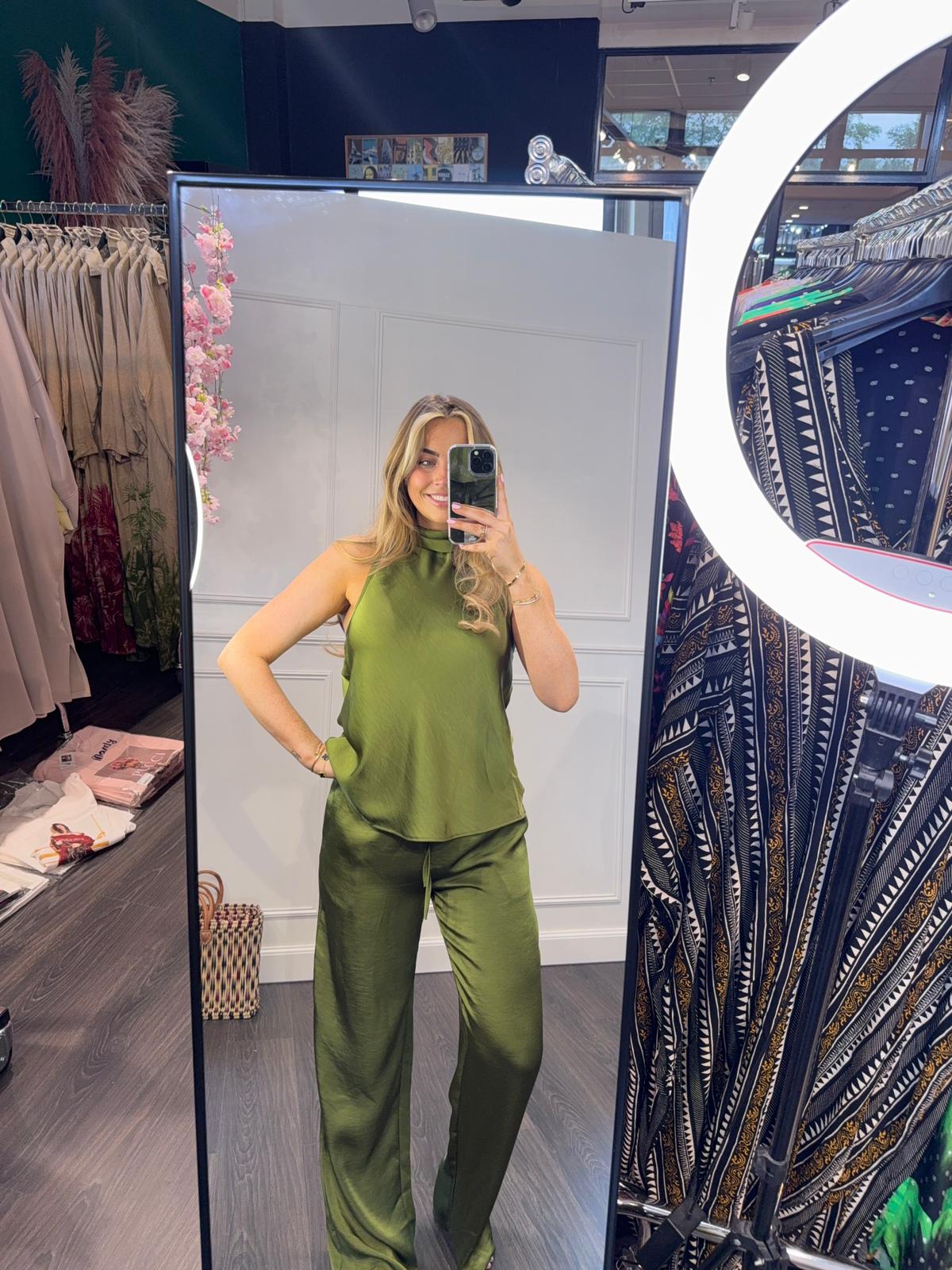Ambika 2 Delige Silky Set Groen