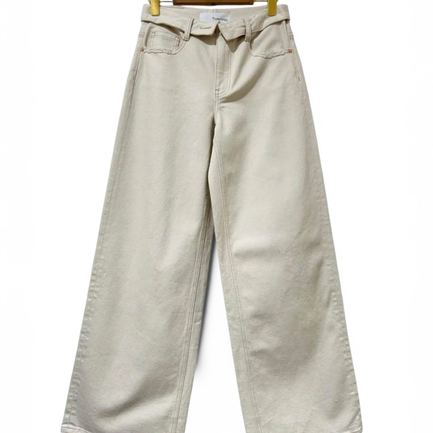 Queen Hearts Jeans Room-Wit