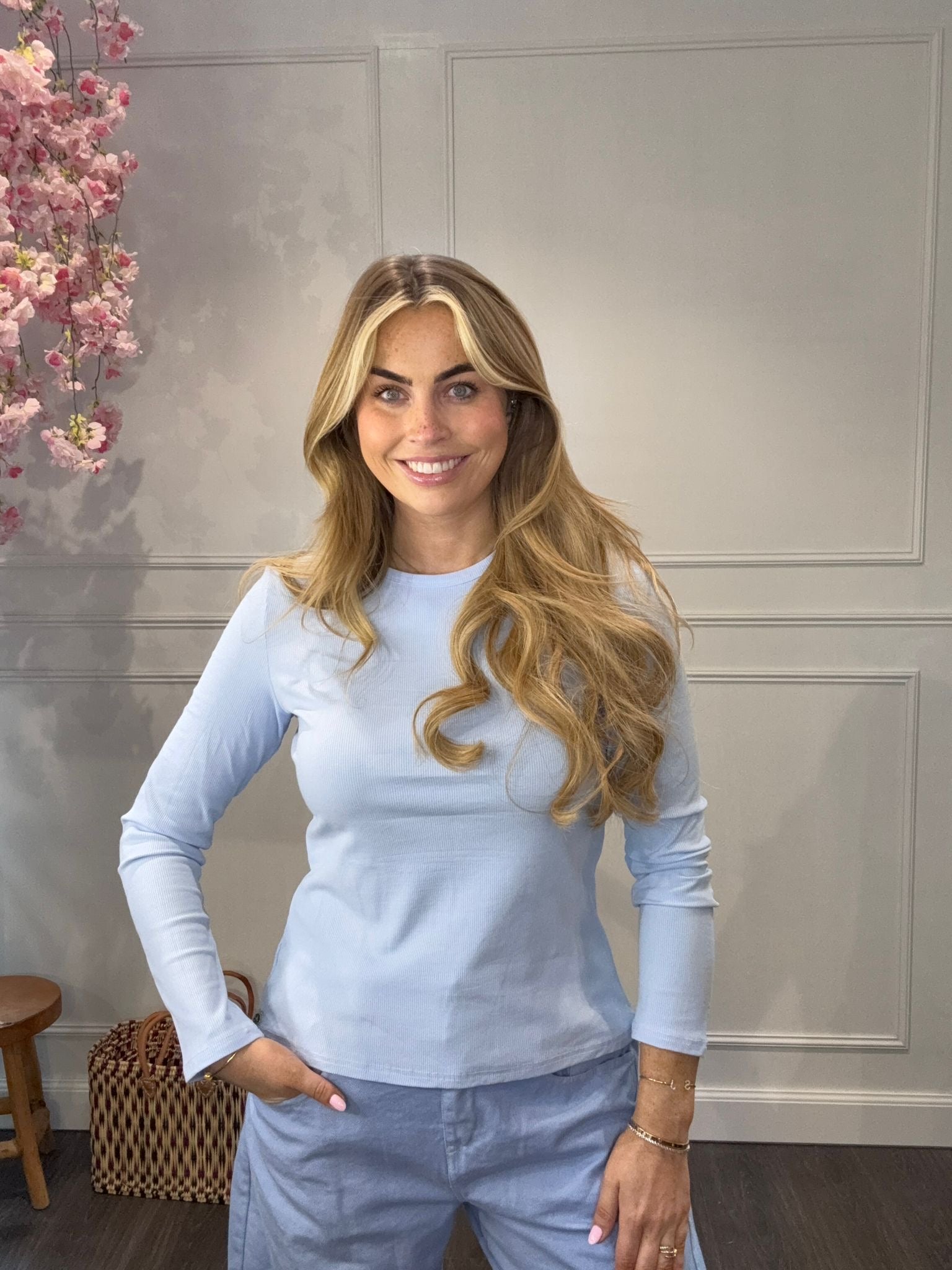 Ambika Basic Top Lichtblauw