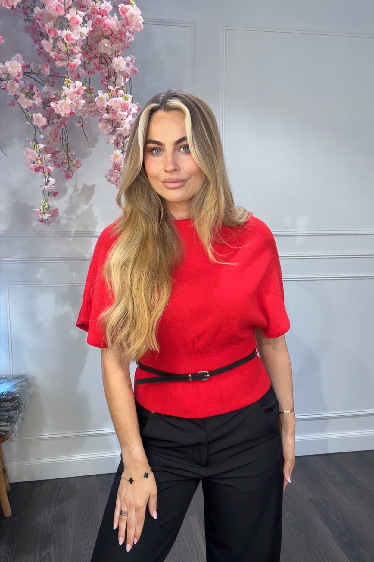 Top Trui Rood Met Riem Anna