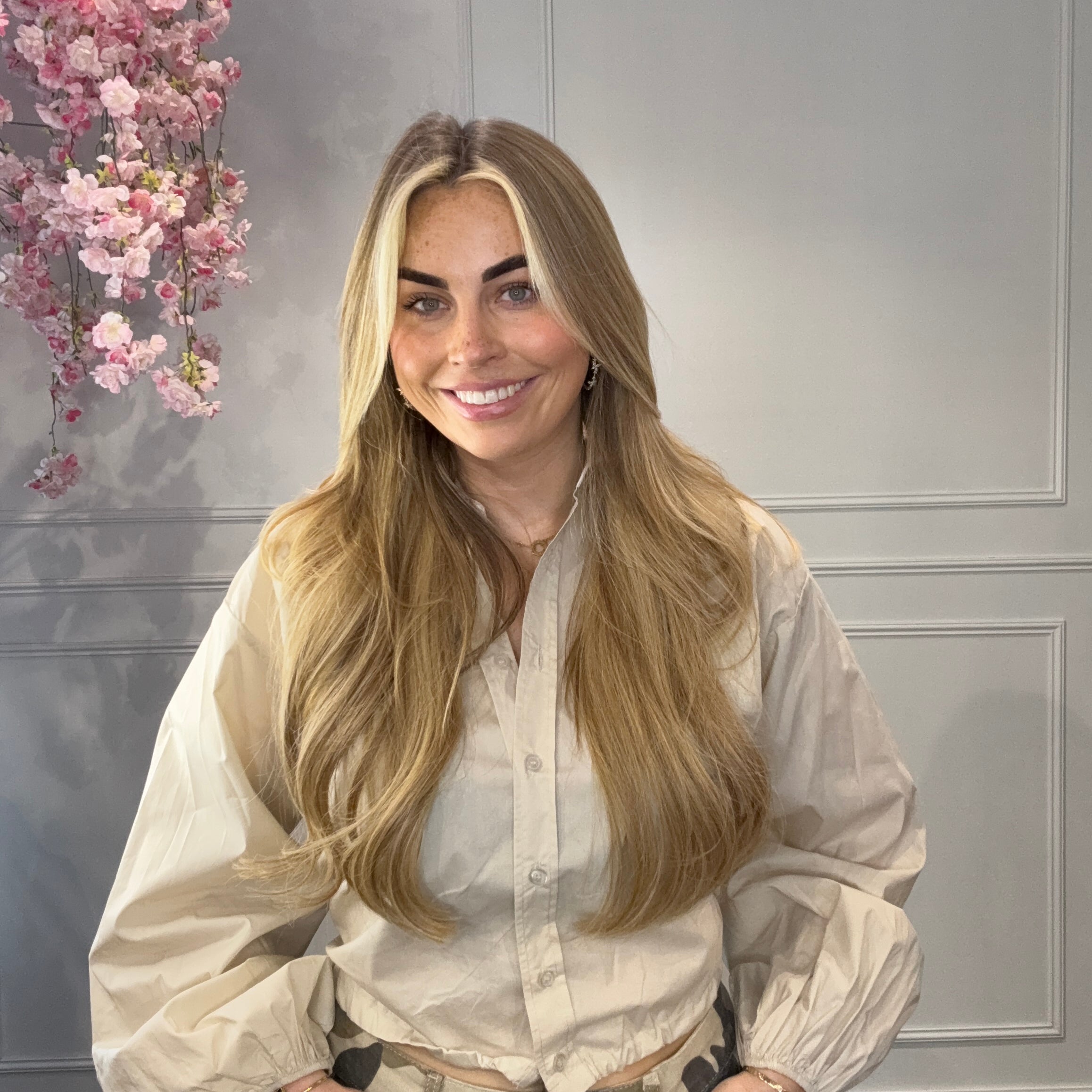 Blouse Cropped Beige met Koord
