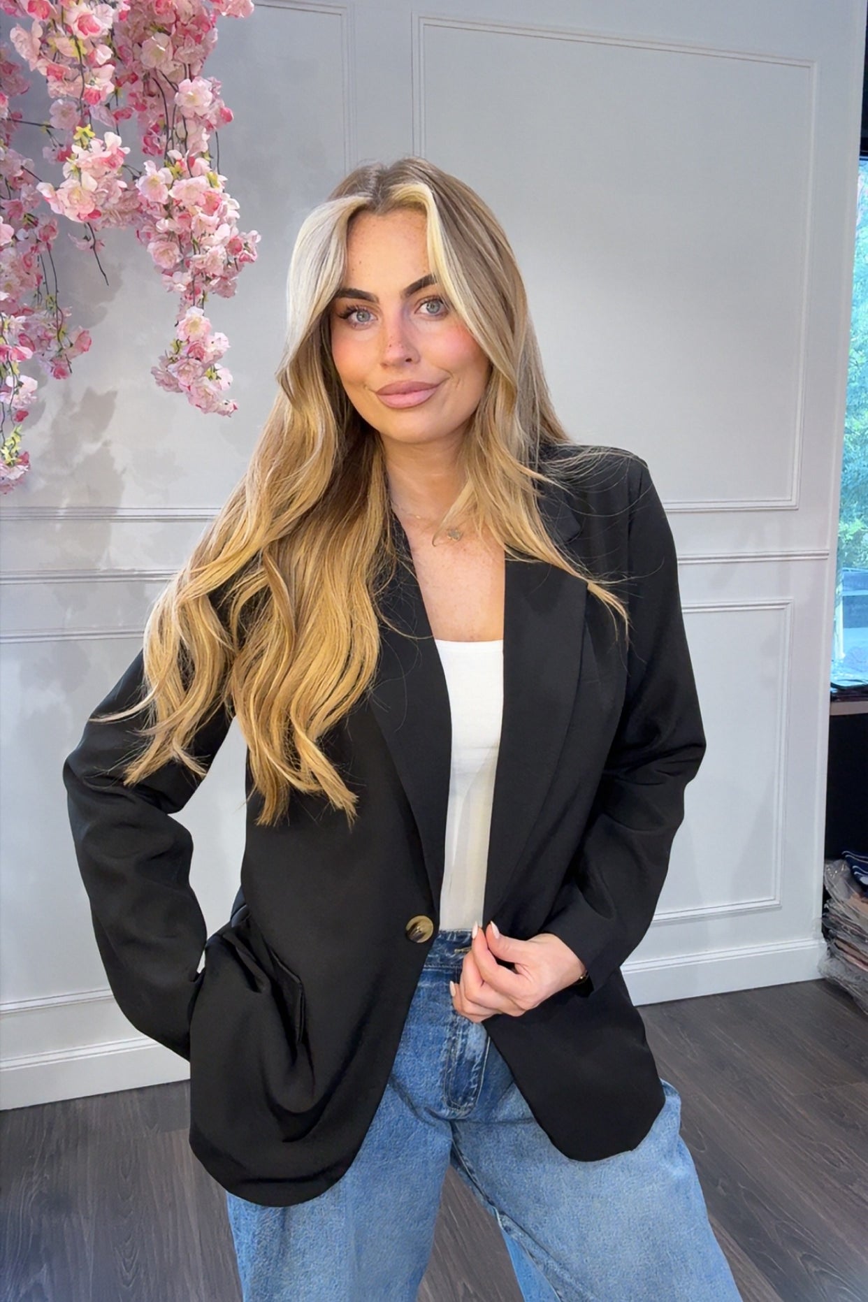 Zwarte Blazer Met Panter Binnenin