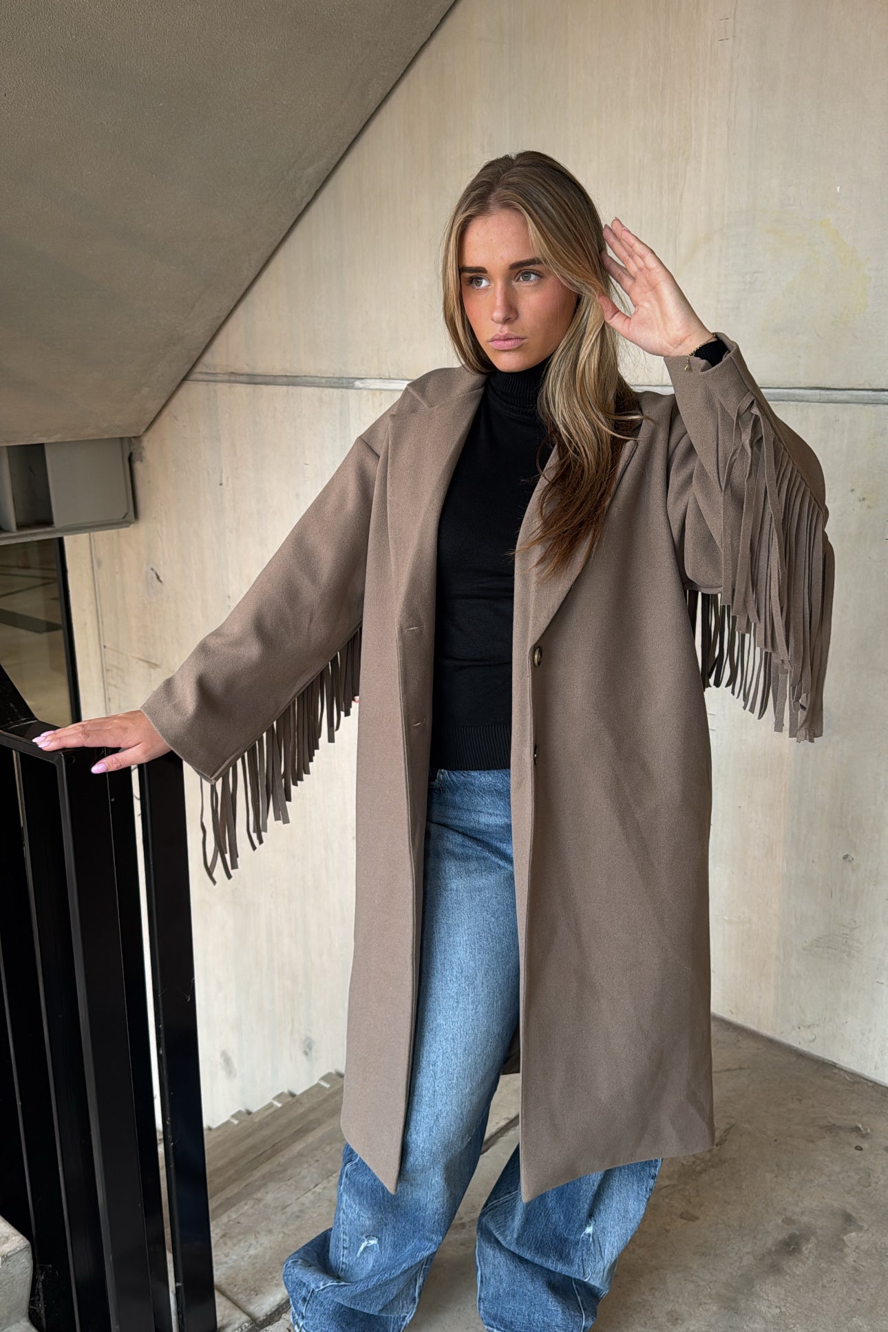 Jas Fringe Revival Taupe