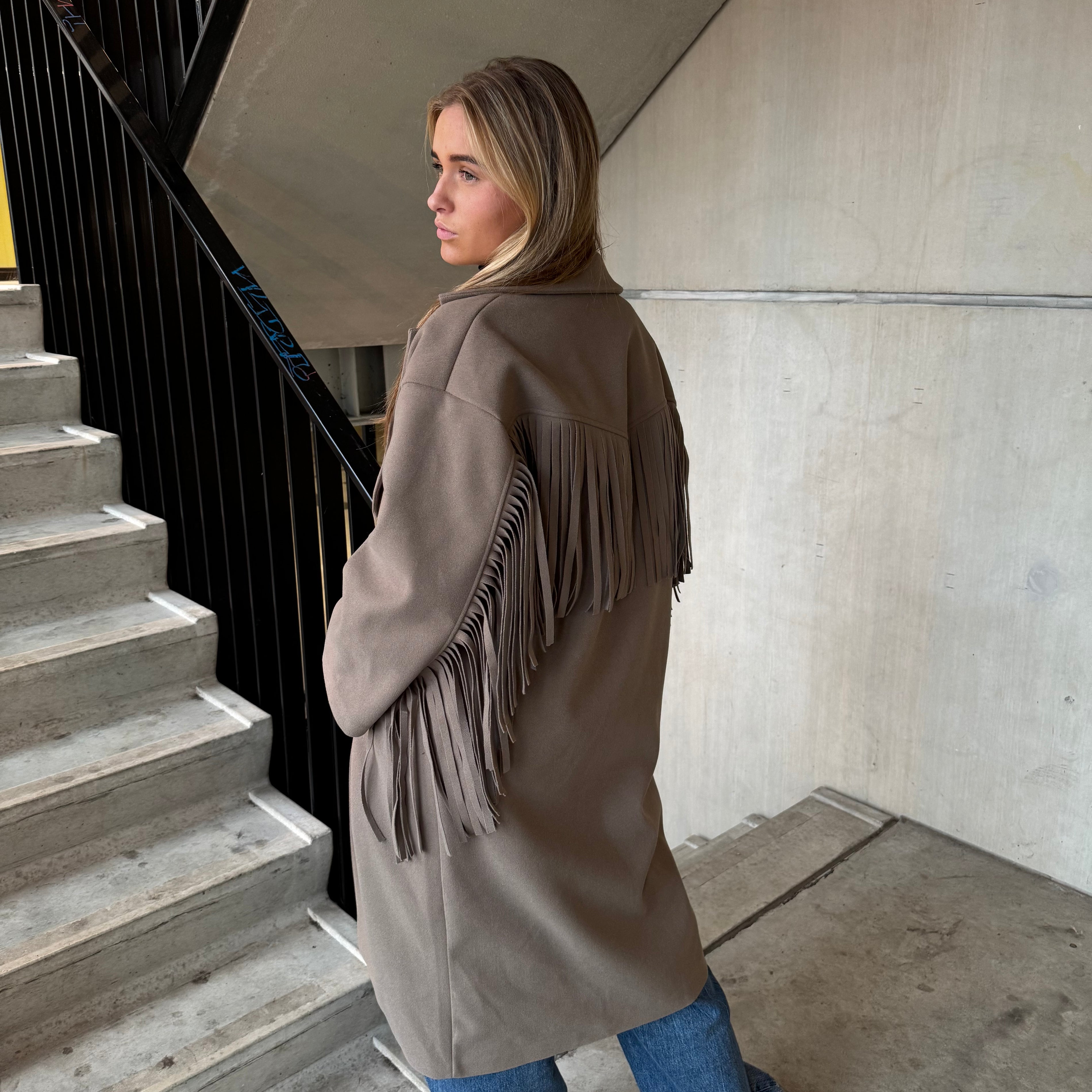 Jas Fringe Revival Taupe