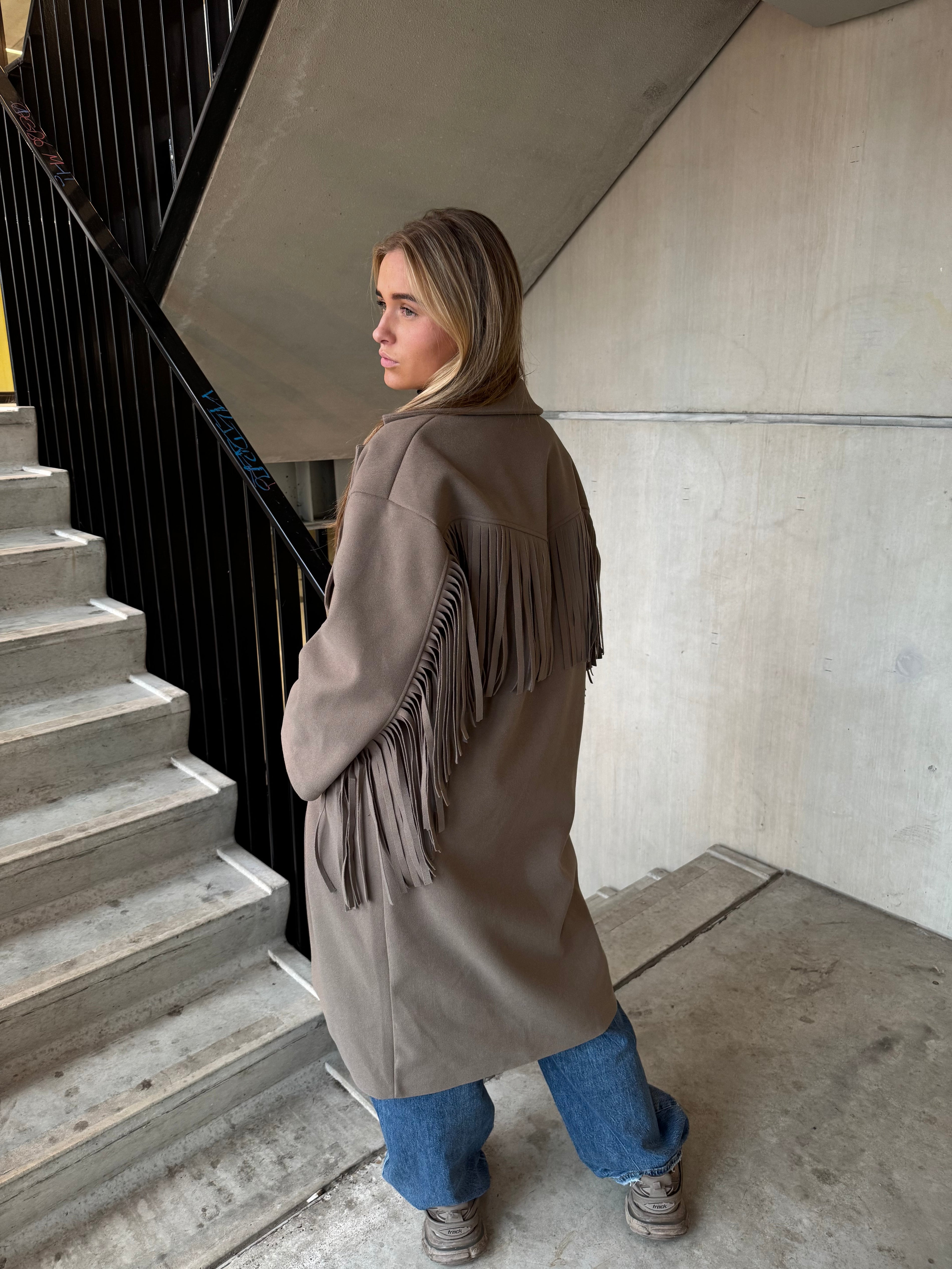 Jas Fringe Revival Taupe