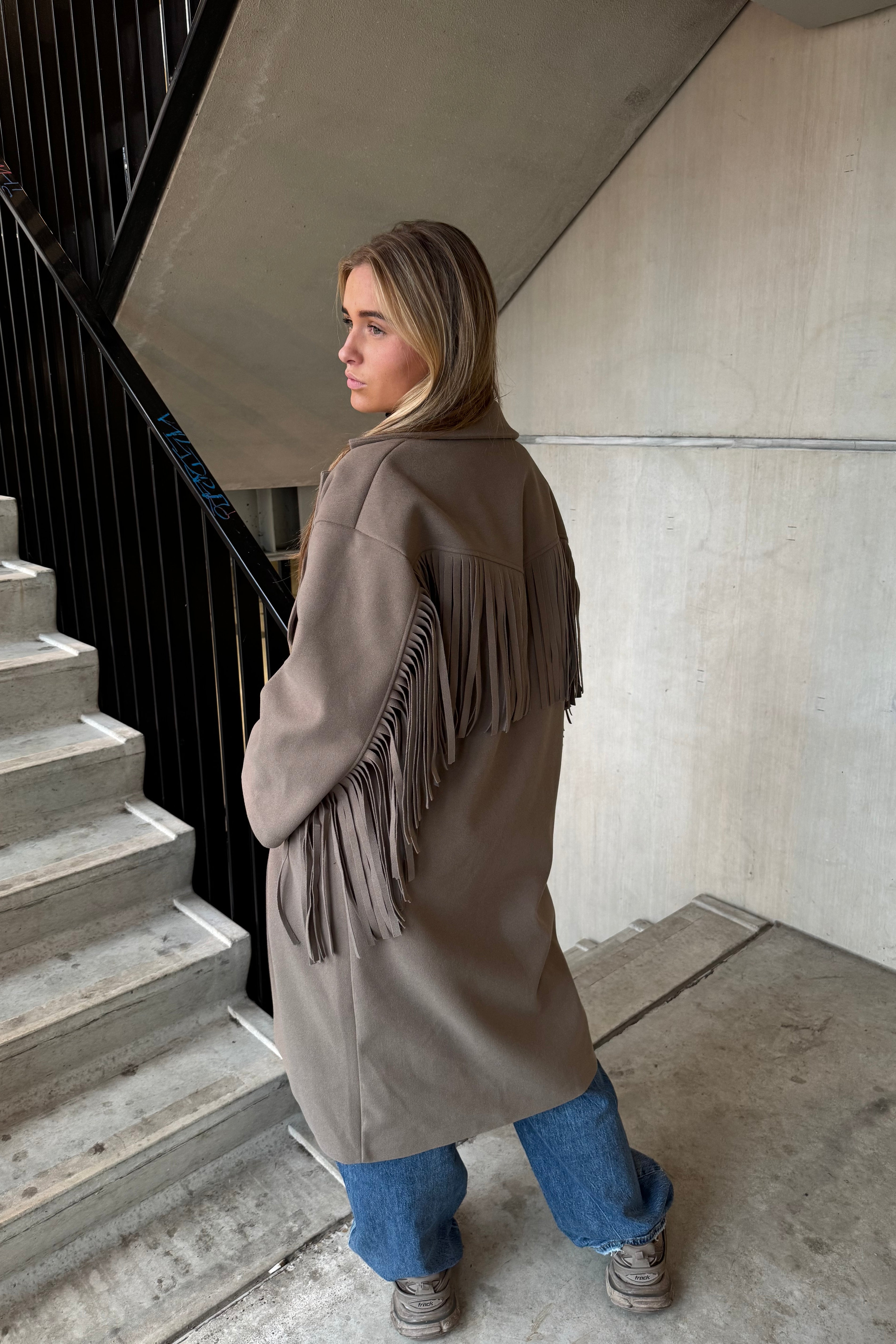 Jas Fringe Revival Taupe