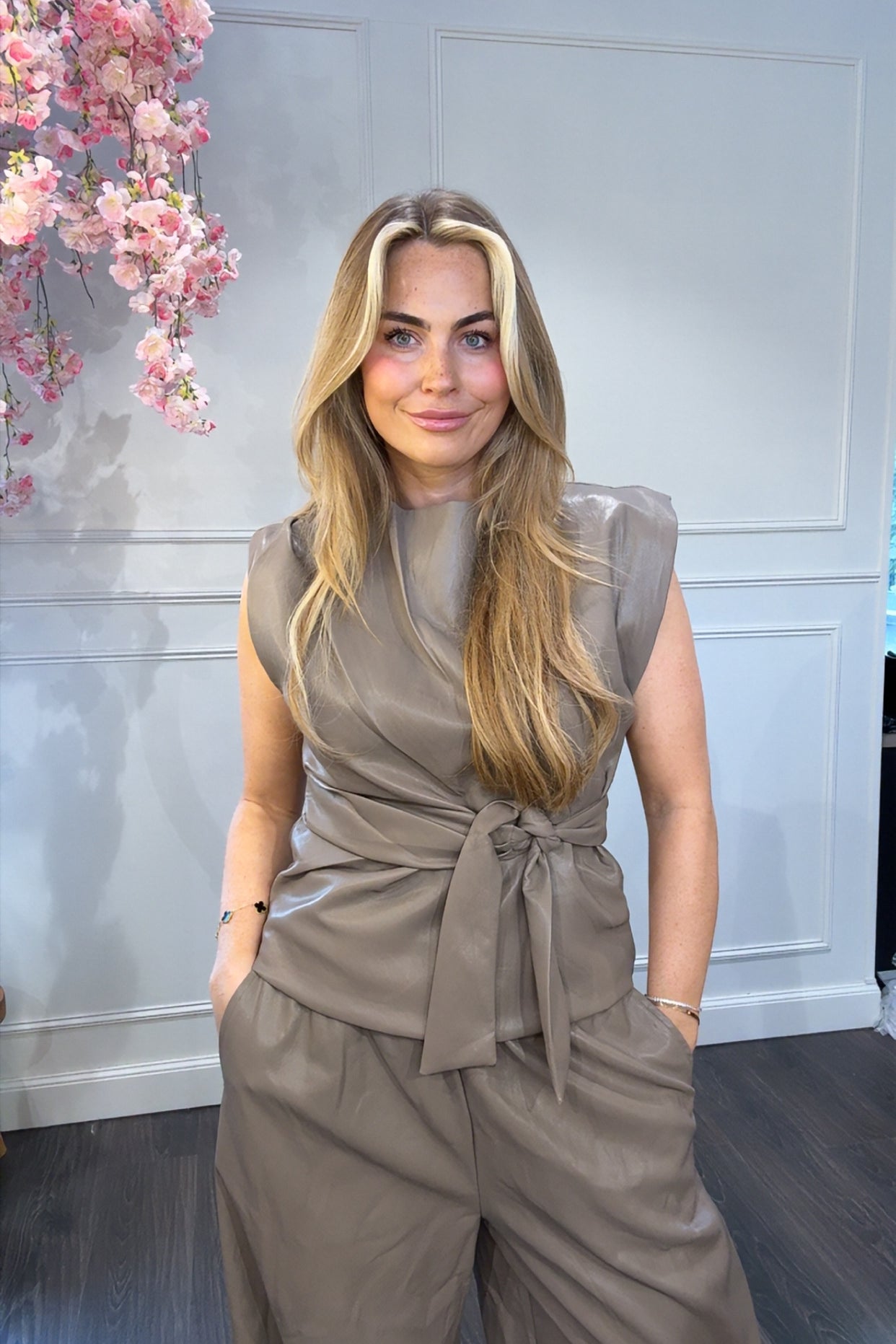 Broek Vegan Leer Taupe/Grijs Ambika