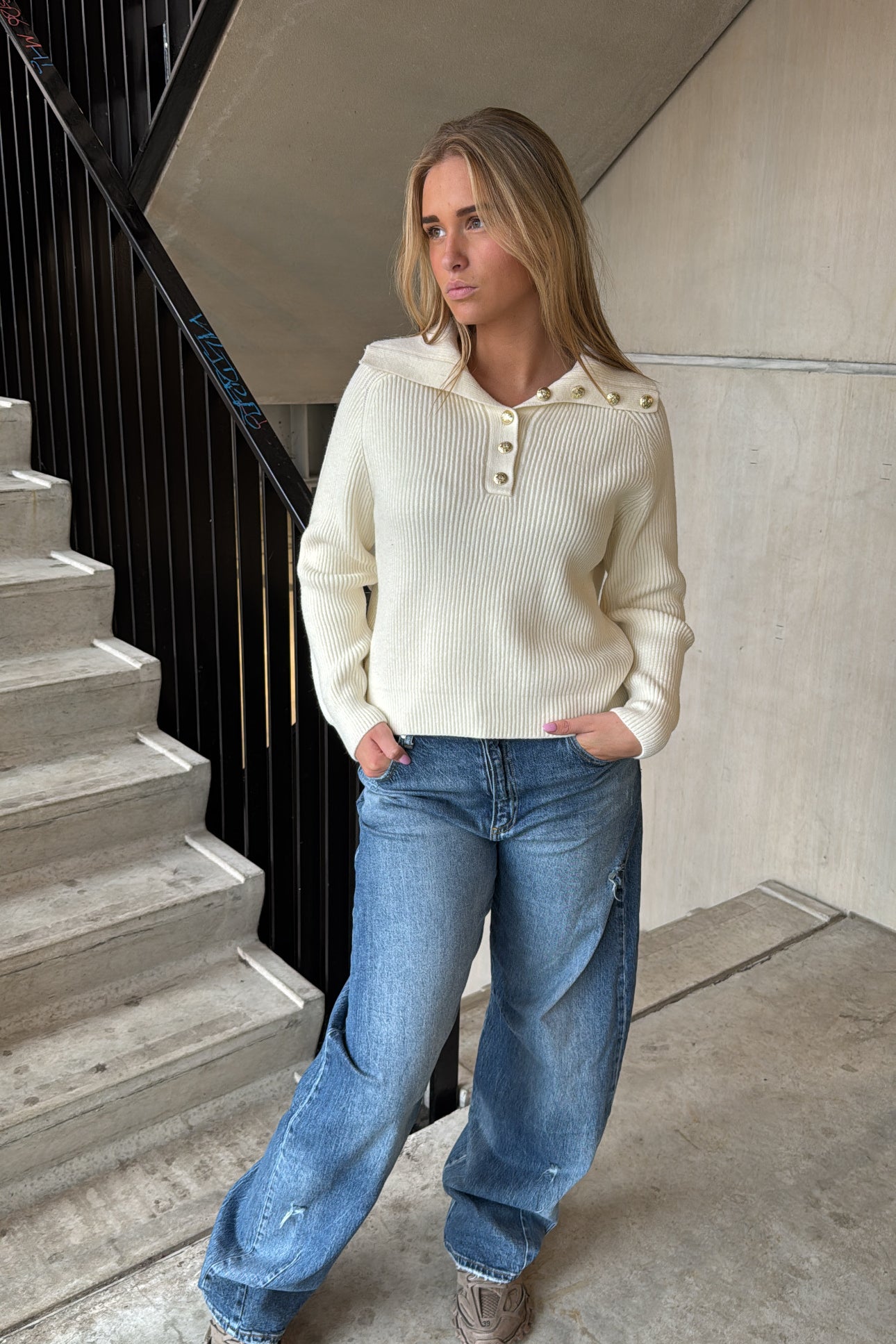 Trui Ambika Jacky Room-Wit