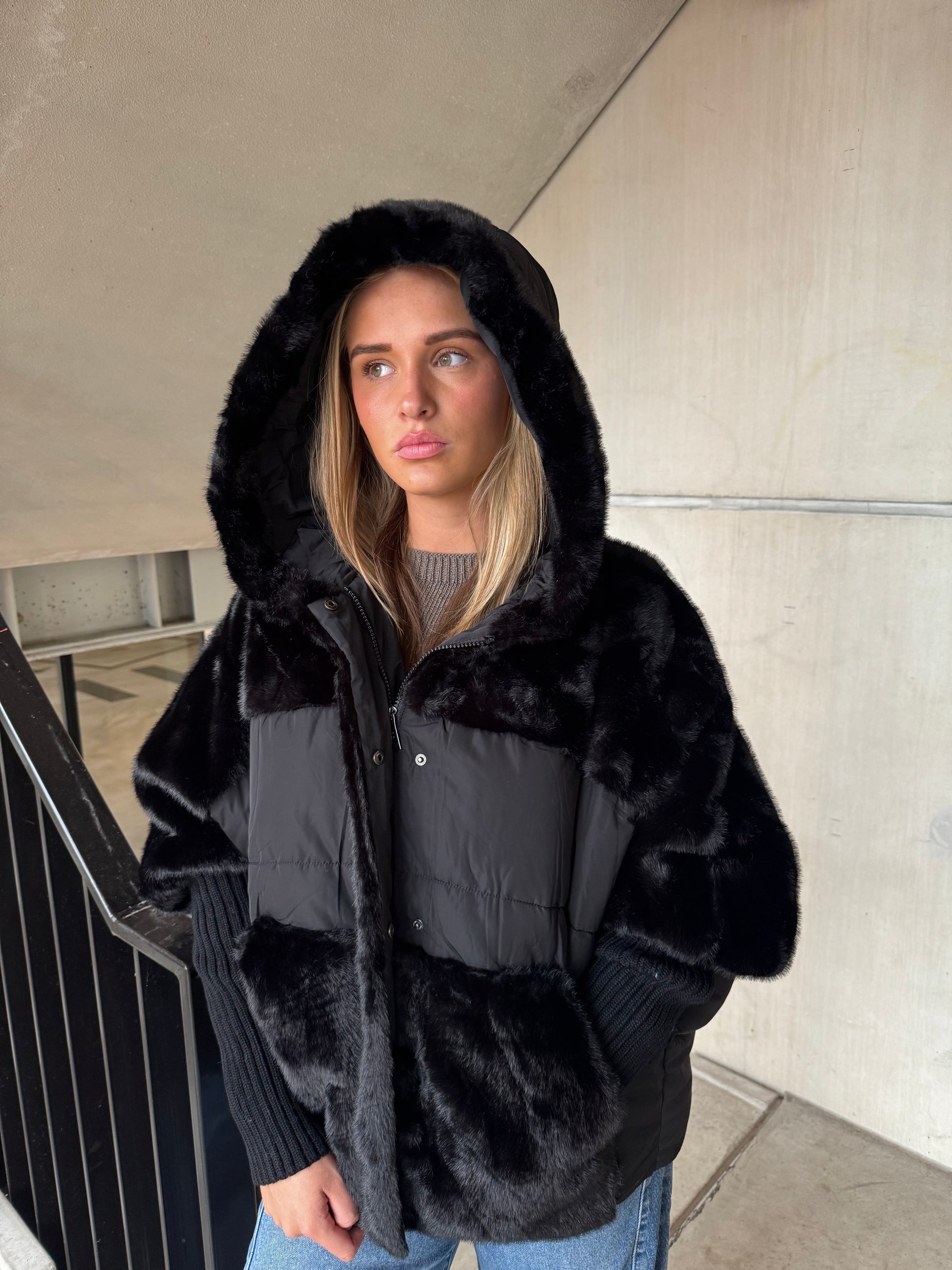 Jas Duo Fake Fur Zwart