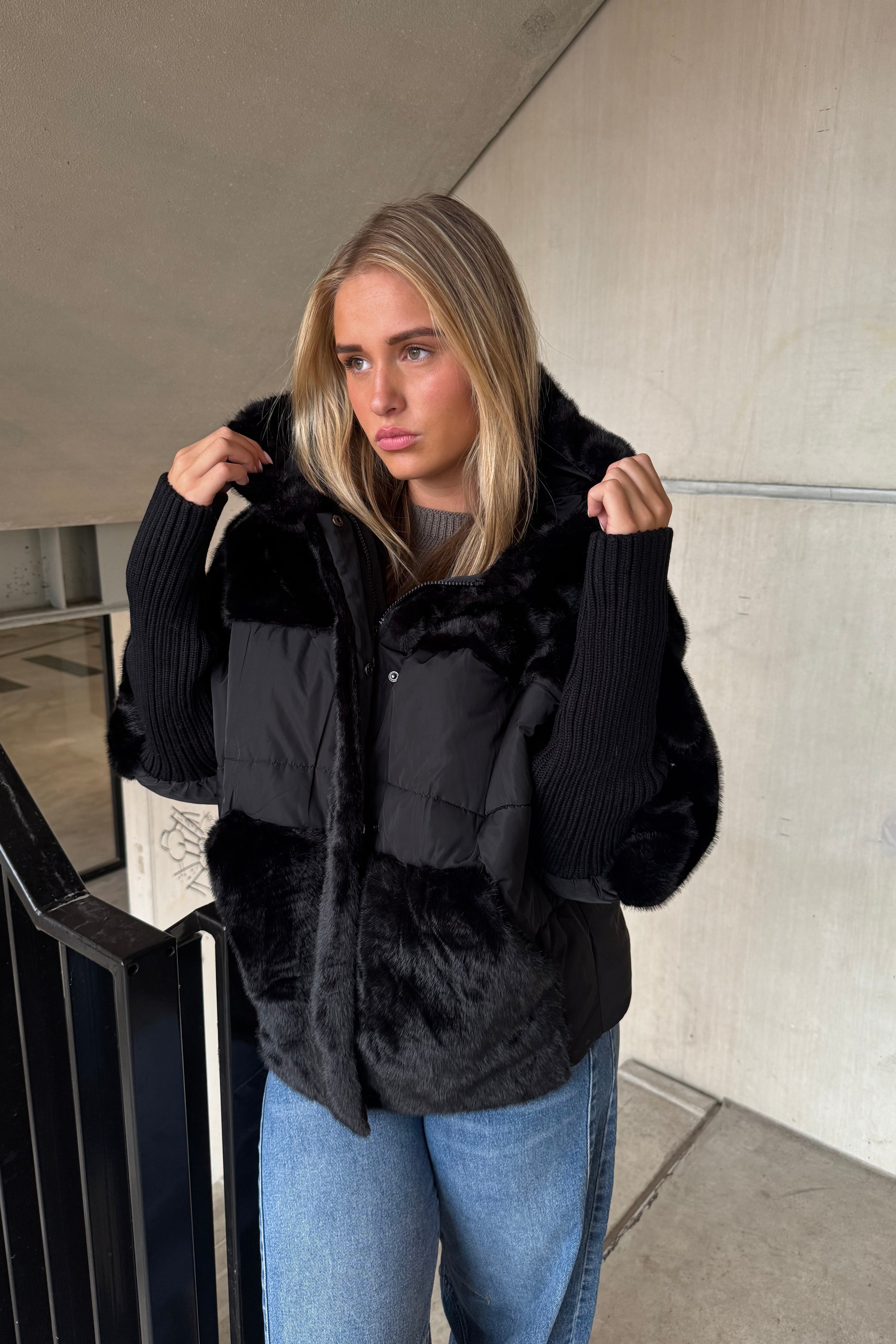 Jas Duo Fake Fur Zwart